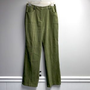 Talbots stretch pants green size 4 with eyelet detailing on pocket and at ankle